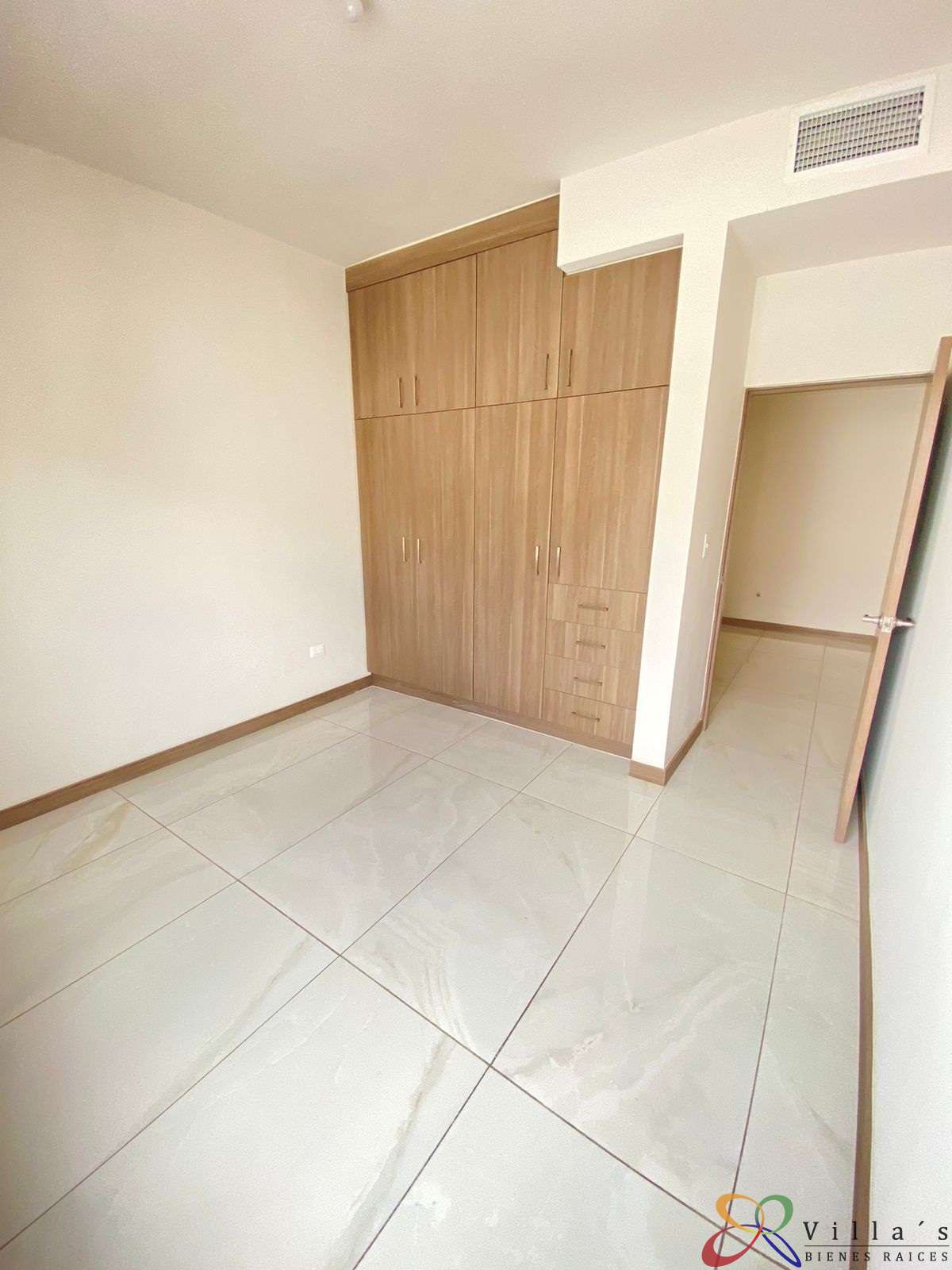 WhatsApp Image 2026-04-28 at 5.49.19 PM (5).jpg